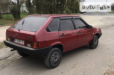 Хэтчбек ВАЗ / Lada 2109 1988 в Городке