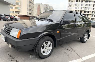 Хэтчбек ВАЗ / Lada 2109 2009 в Черкассах