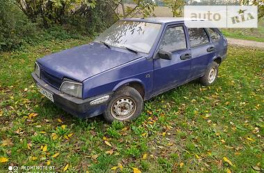 Седан ВАЗ / Lada 2109 1995 в Луцке