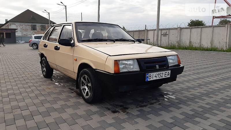 Хэтчбек ВАЗ / Lada 2109 1988 в Лубнах