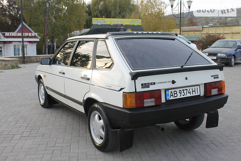 Хэтчбек ВАЗ / Lada 2109 1992 в Могилев-Подольске