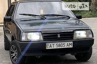 Хэтчбек ВАЗ 2109 2004 в 