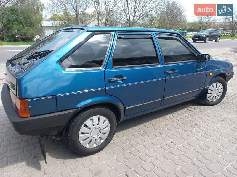 Хэтчбек ВАЗ / Lada 2109 1997 в Львове
