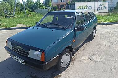 Хэтчбек ВАЗ / Lada 2109 2004 в Житомире