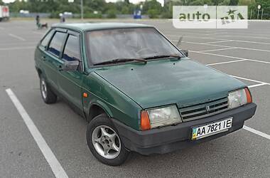 Хэтчбек ВАЗ / Lada 2109 2001 в Киеве