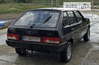 Хэтчбек ВАЗ 2109 1991 в 