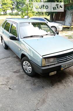 Хэтчбек ВАЗ / Lada 2109 2002 в Баре