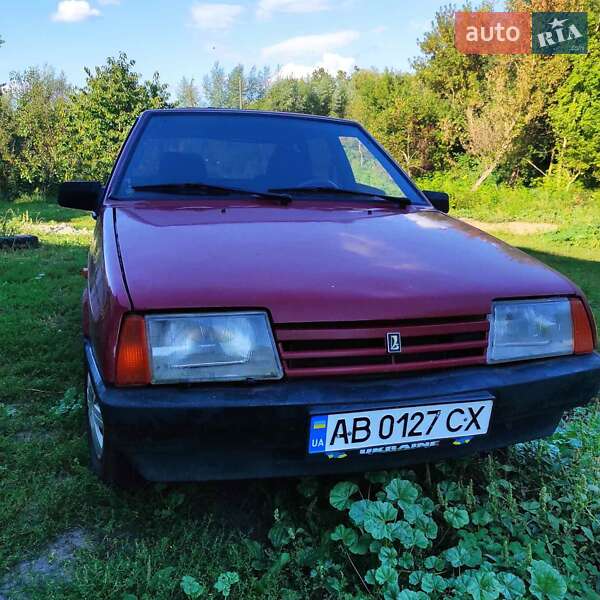 Хэтчбек ВАЗ / Lada 2109 1996 в Ильинцах