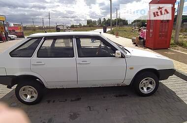 Хэтчбек ВАЗ / Lada 2109 1992 в Белгороде-Днестровском