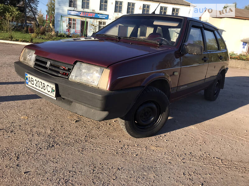 Хэтчбек ВАЗ 2109 2007 в 