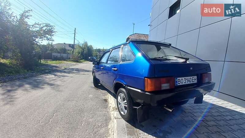 Хэтчбек ВАЗ / Lada 2109 2002 в Теребовле
