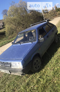 Хэтчбек ВАЗ / Lada 2109 1990 в Славском