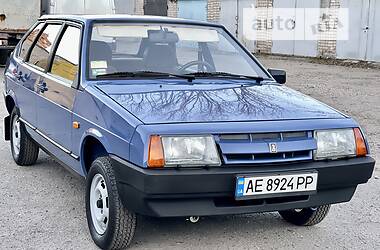 Хетчбек ВАЗ / Lada 2109 1988 в Дніпрі