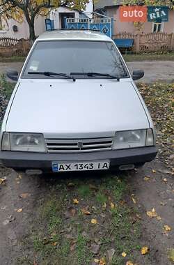 Хэтчбек ВАЗ / Lada 2109 1988 в Золочеве