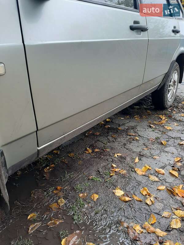 Хетчбек ВАЗ / Lada 2109 1988 в Золочеві