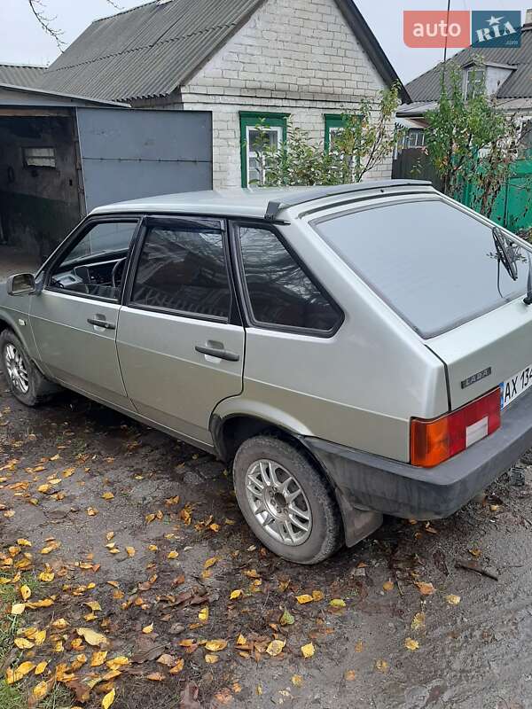 Хетчбек ВАЗ / Lada 2109 1988 в Золочеві