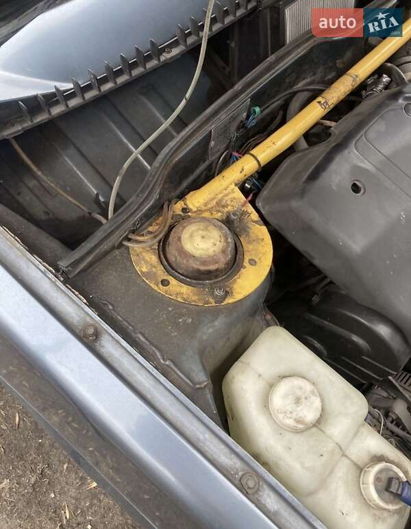 Хэтчбек ВАЗ / Lada 2109 2001 в Полтаве