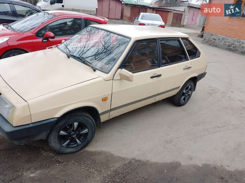 Хэтчбек ВАЗ / Lada 2109 1987 в Звенигородке