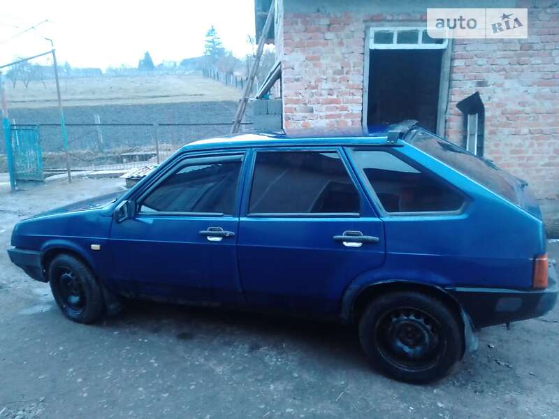 Хетчбек ВАЗ / Lada 2109 2003 в Підгайцях