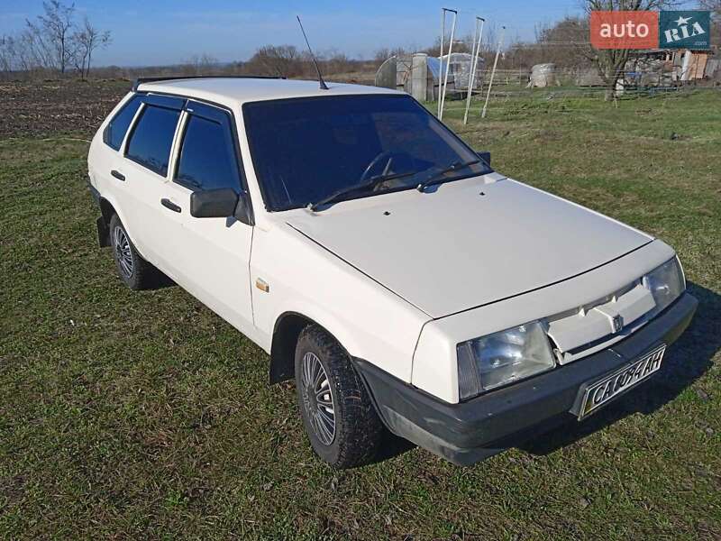 Хетчбек ВАЗ / Lada 2109 1989 в Черкасах