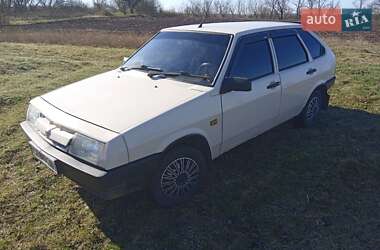 Хэтчбек ВАЗ 2109 1989 в 