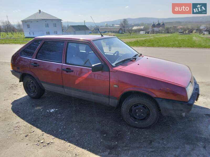 Хетчбек ВАЗ / Lada 2109 1998 в Львові фото 10 Хетчбек ВАЗ / Lada 2109 1998 в Львові