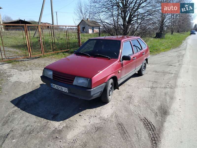 Хетчбек ВАЗ / Lada 2109 1998 в Львові фото 31 Хетчбек ВАЗ / Lada 2109 1998 в Львові