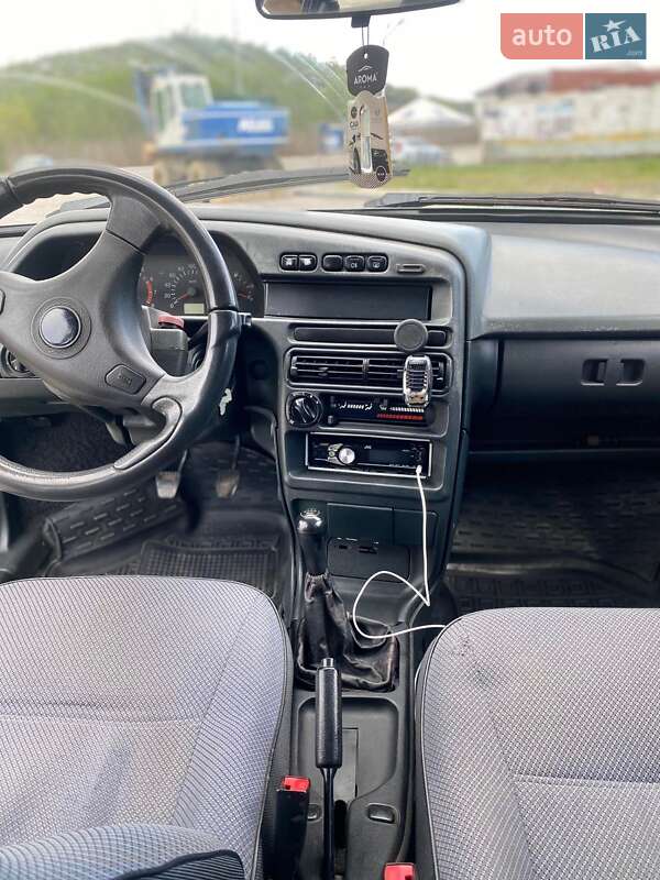 Седан ВАЗ / Lada 2109 2007 в Ужгороді фото 3 Седан ВАЗ / Lada 2109 2007 в Ужгороді