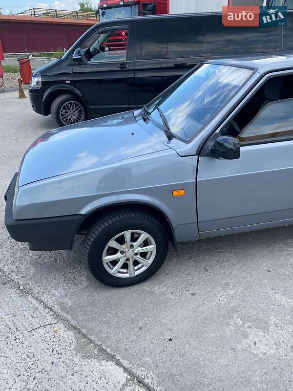 Седан ВАЗ / Lada 2109 2007 в Ужгороді фото 5 Седан ВАЗ / Lada 2109 2007 в Ужгороді