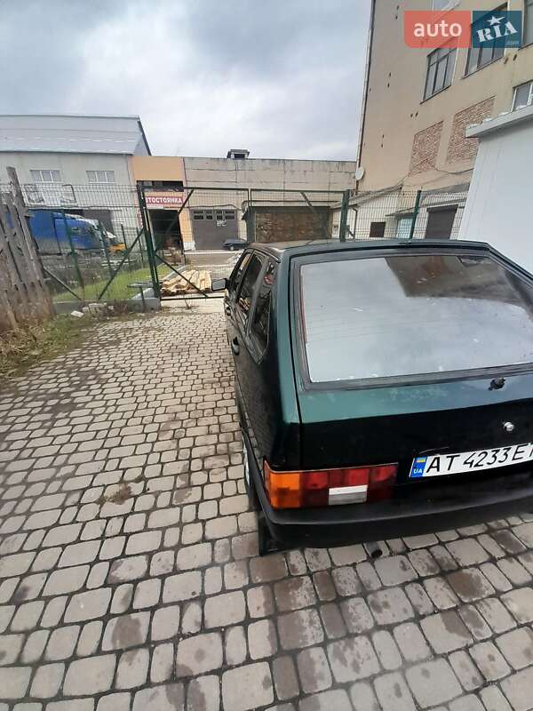 Хэтчбек ВАЗ / Lada 2109 2004 в Долине