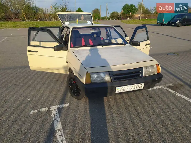 ВАЗ / Lada 2109