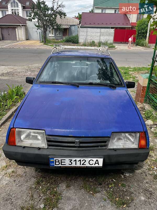 Хэтчбек ВАЗ / Lada 2109 2000 в Николаеве