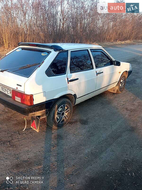 Хэтчбек ВАЗ / Lada 2109 1988 в Борщеве фото 3 Хэтчбек ВАЗ / Lada 2109 1988 в Борщеве