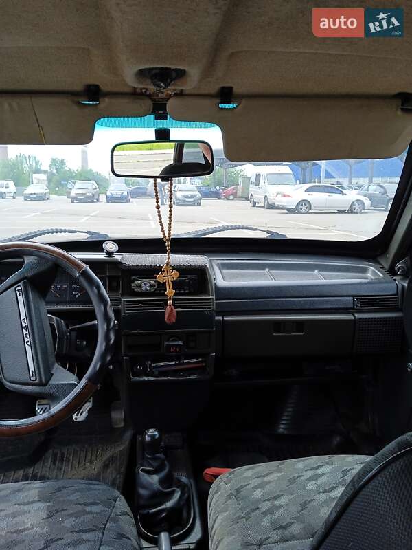 Хетчбек ВАЗ / Lada 2109 1999 в Кривому Розі фото 10 Хетчбек ВАЗ / Lada 2109 1999 в Кривому Розі