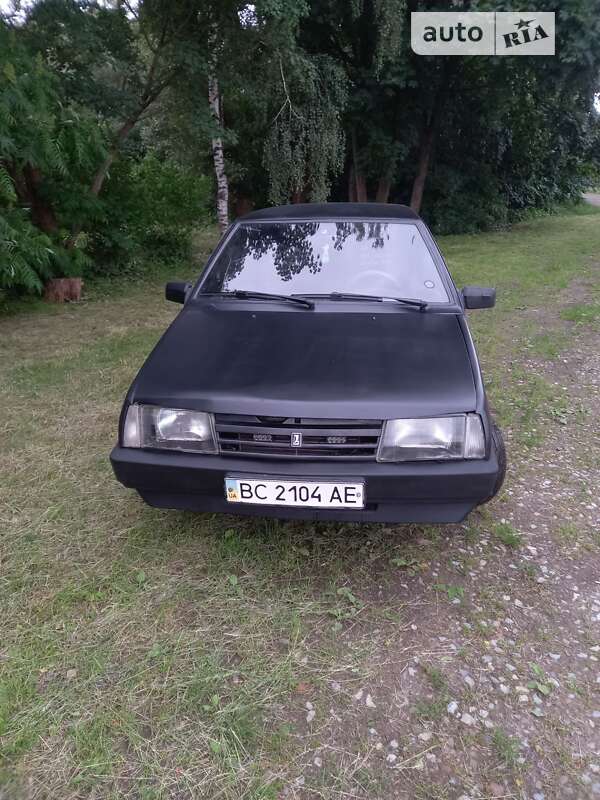 Хэтчбек ВАЗ / Lada 2109 1990 в Ивано-Франковске