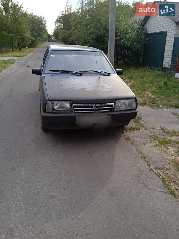 Хетчбек ВАЗ / Lada 2109 2004 в Черкасах