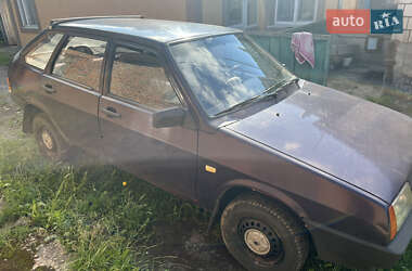 Хетчбек ВАЗ / Lada 2109 2000 в Новгород-Сіверському
