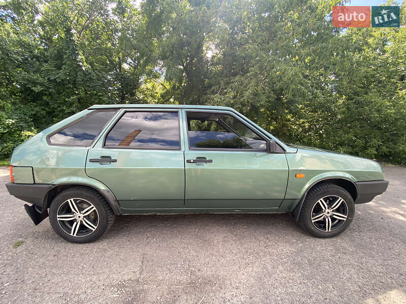 Хэтчбек ВАЗ / Lada 2109 2008 в Полтаве