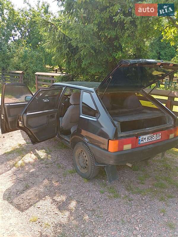 Хетчбек ВАЗ / Lada 2109 2003 в Овручі