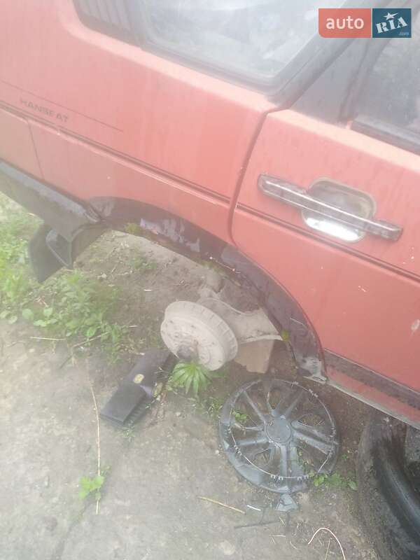 Хэтчбек ВАЗ / Lada 2109 1990 в Изяславе фото 5 Хэтчбек ВАЗ / Lada 2109 1990 в Изяславе