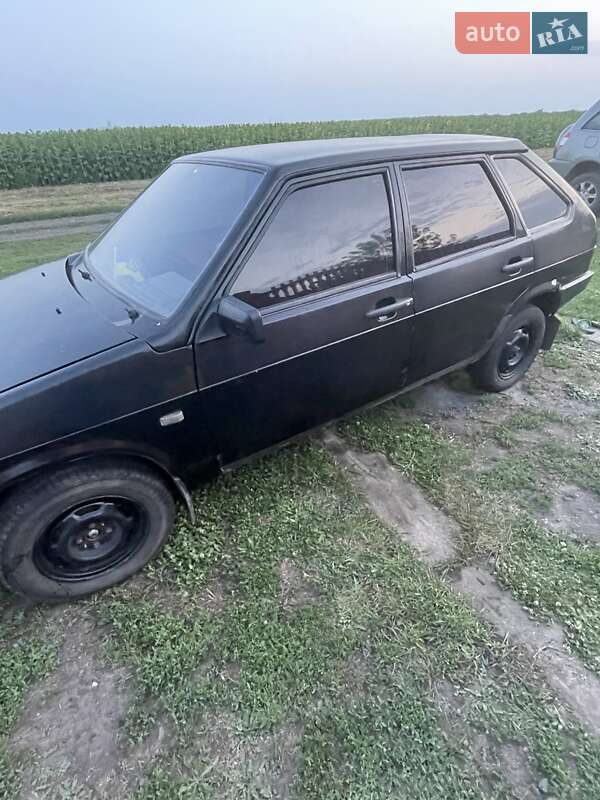 Хэтчбек ВАЗ / Lada 2109 1995 в Петропавловке