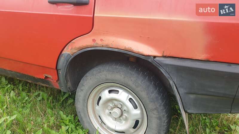 Хэтчбек ВАЗ / Lada 2109 1992 в Оратове