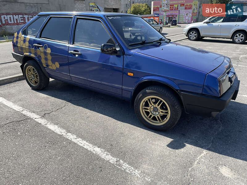 Хетчбек ВАЗ / Lada 2109 1990 в Кам'янському