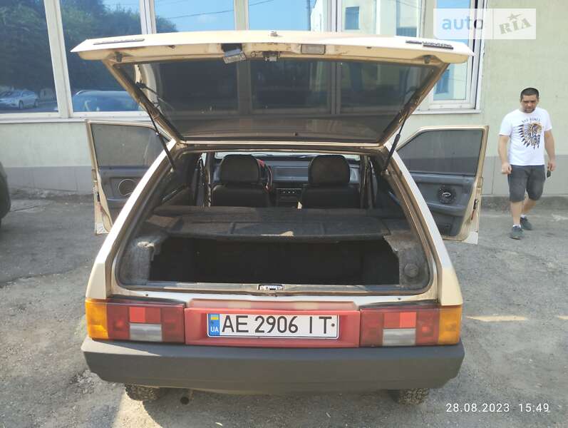 Хэтчбек ВАЗ / Lada 2109 1989 в Каменском