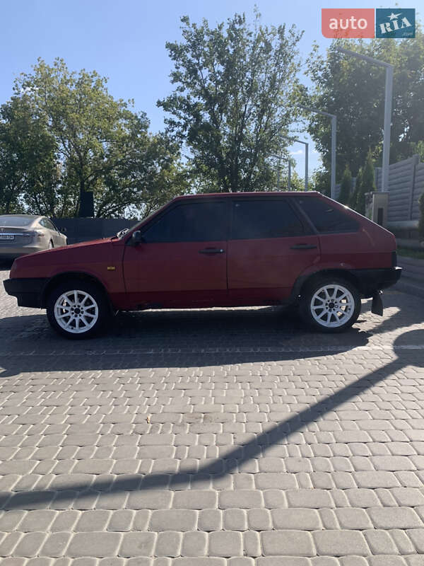 Хэтчбек ВАЗ / Lada 2109 1992 в Харькове