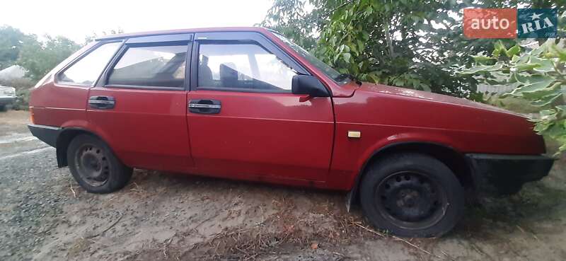 Хэтчбек ВАЗ / Lada 2109 1990 в Харькове