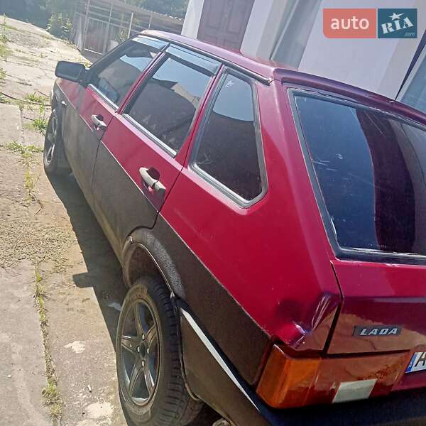 Хэтчбек ВАЗ / Lada 2109 1992 в Тысменице