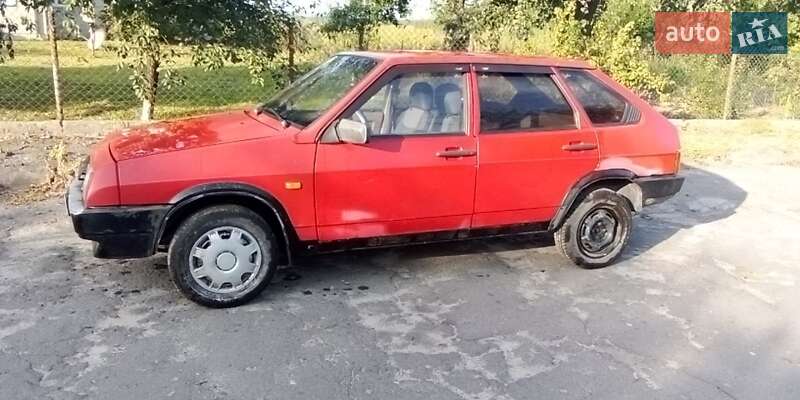Хетчбек ВАЗ / Lada 2109 1988 в Володимирі