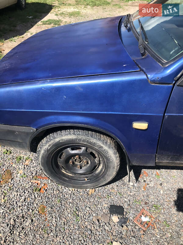 Хэтчбек ВАЗ / Lada 2109 2006 в Ивано-Франковске фото 7 Хэтчбек ВАЗ / Lada 2109 2006 в Ивано-Франковске