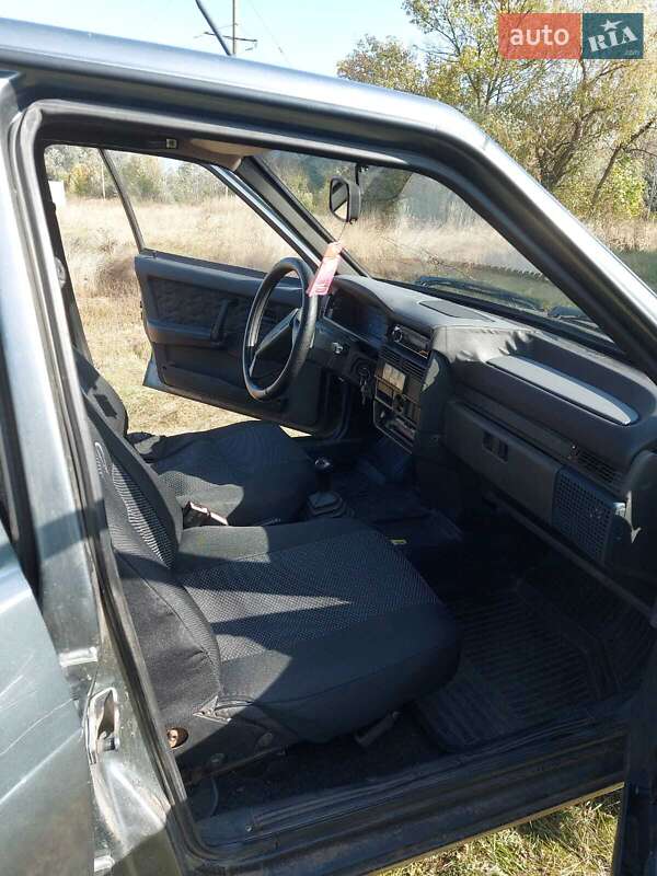 Хетчбек ВАЗ / Lada 2109 2001 в Кременчуці